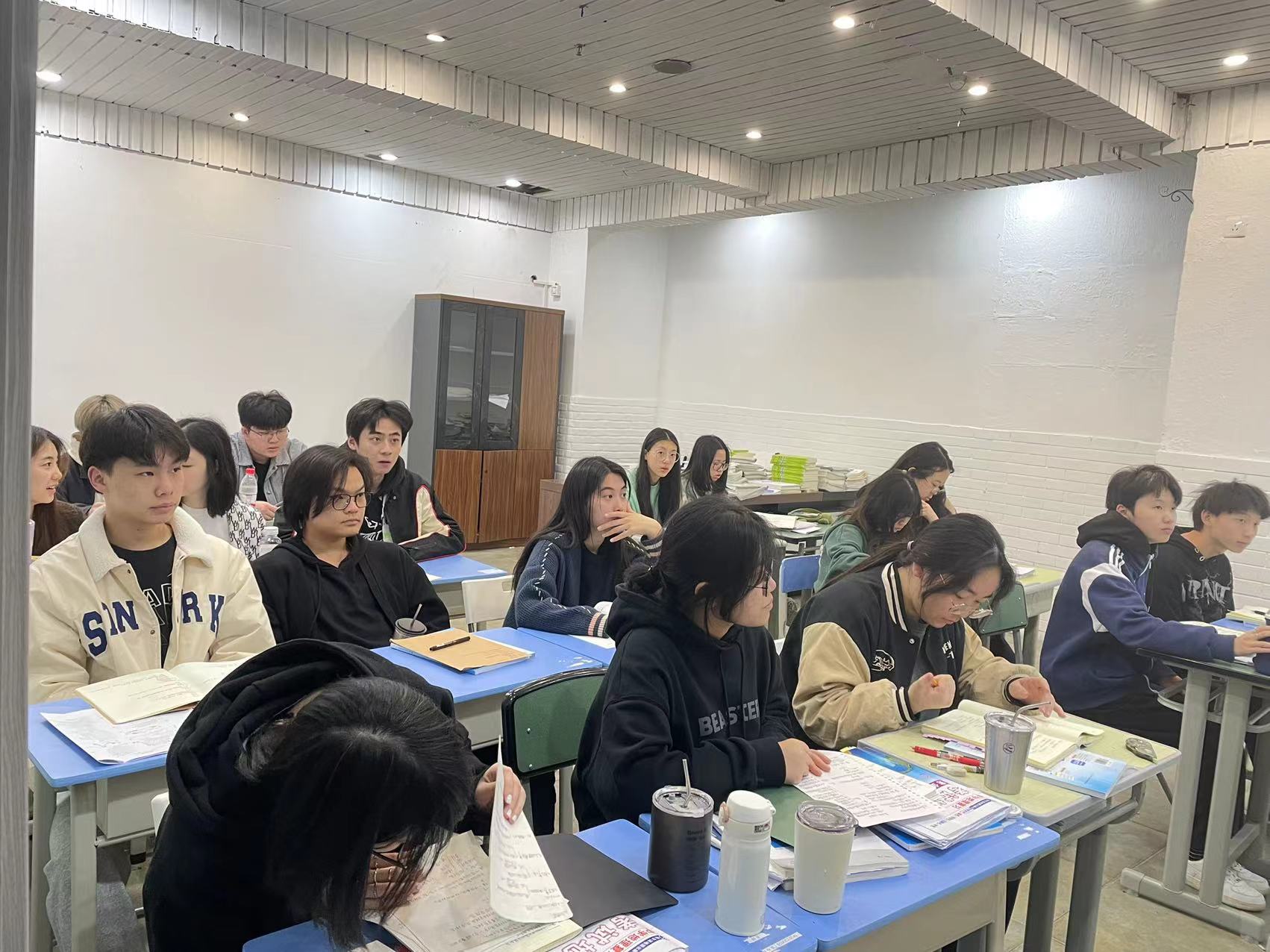 微信图片_20230415151508.jpg